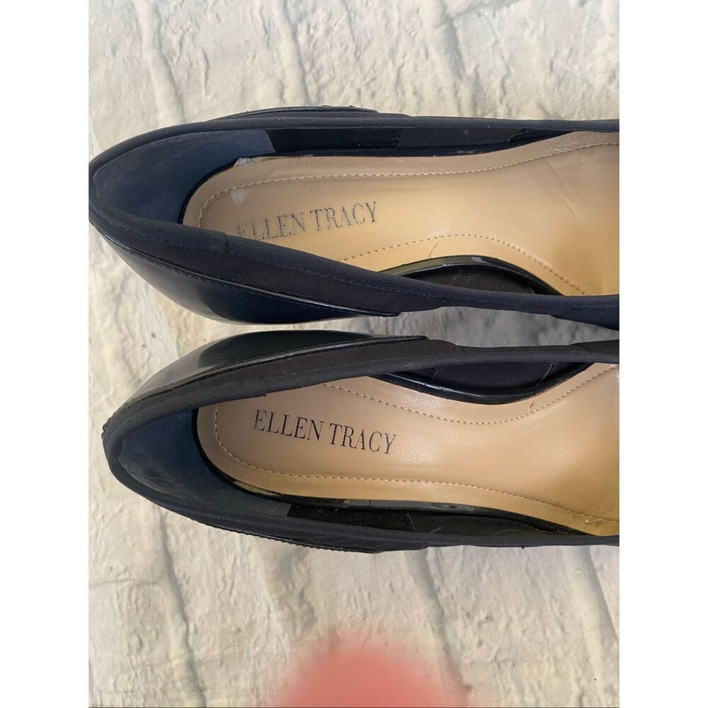 Ellen Tracy women 8.5 Barton suede w/leather toes and heel navy blue - Picture 5 of 7